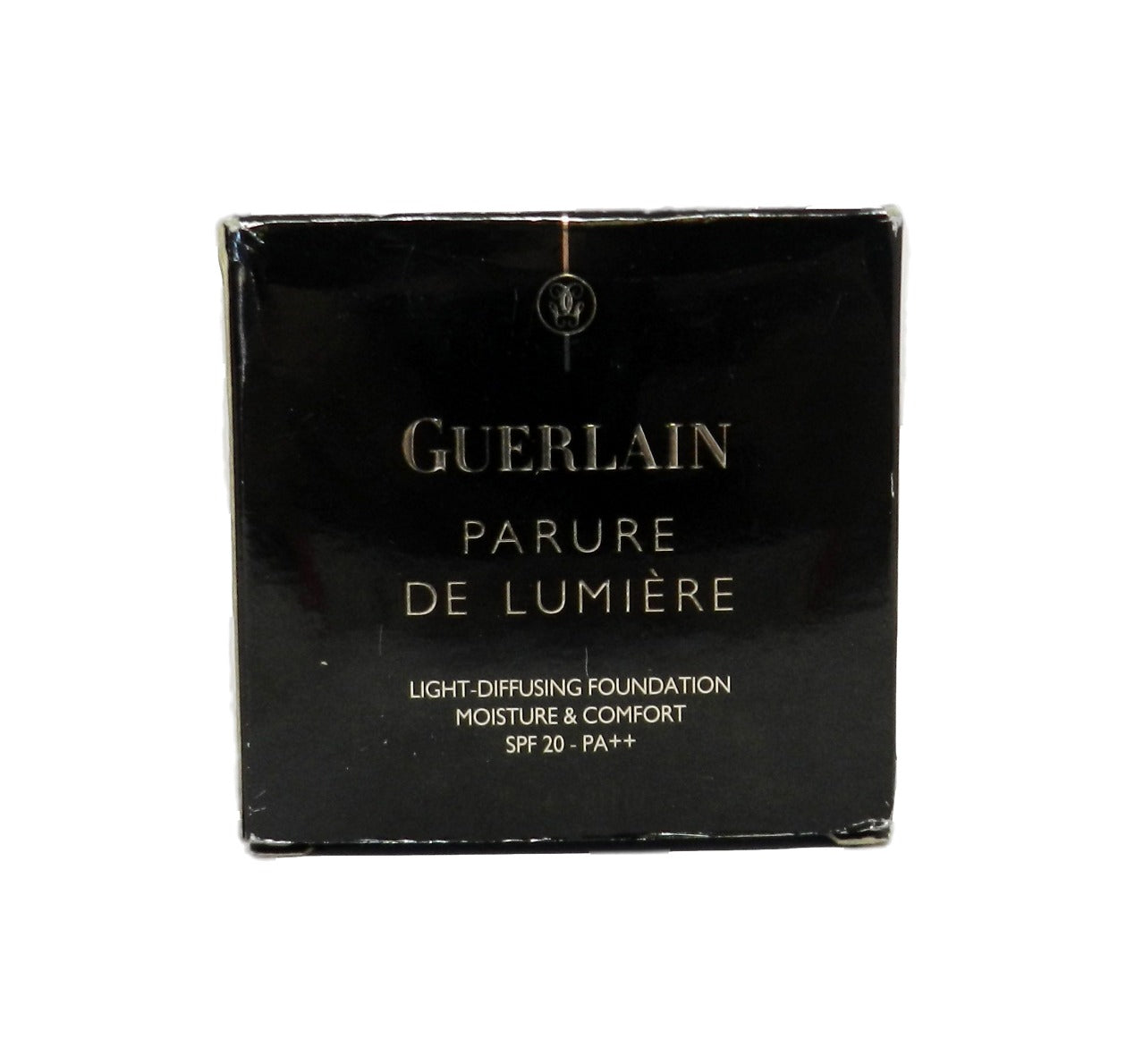 Guerlain Parure De Lumiere Light-Diffusing Foundation SPF20 04 Beige .8 Ounce