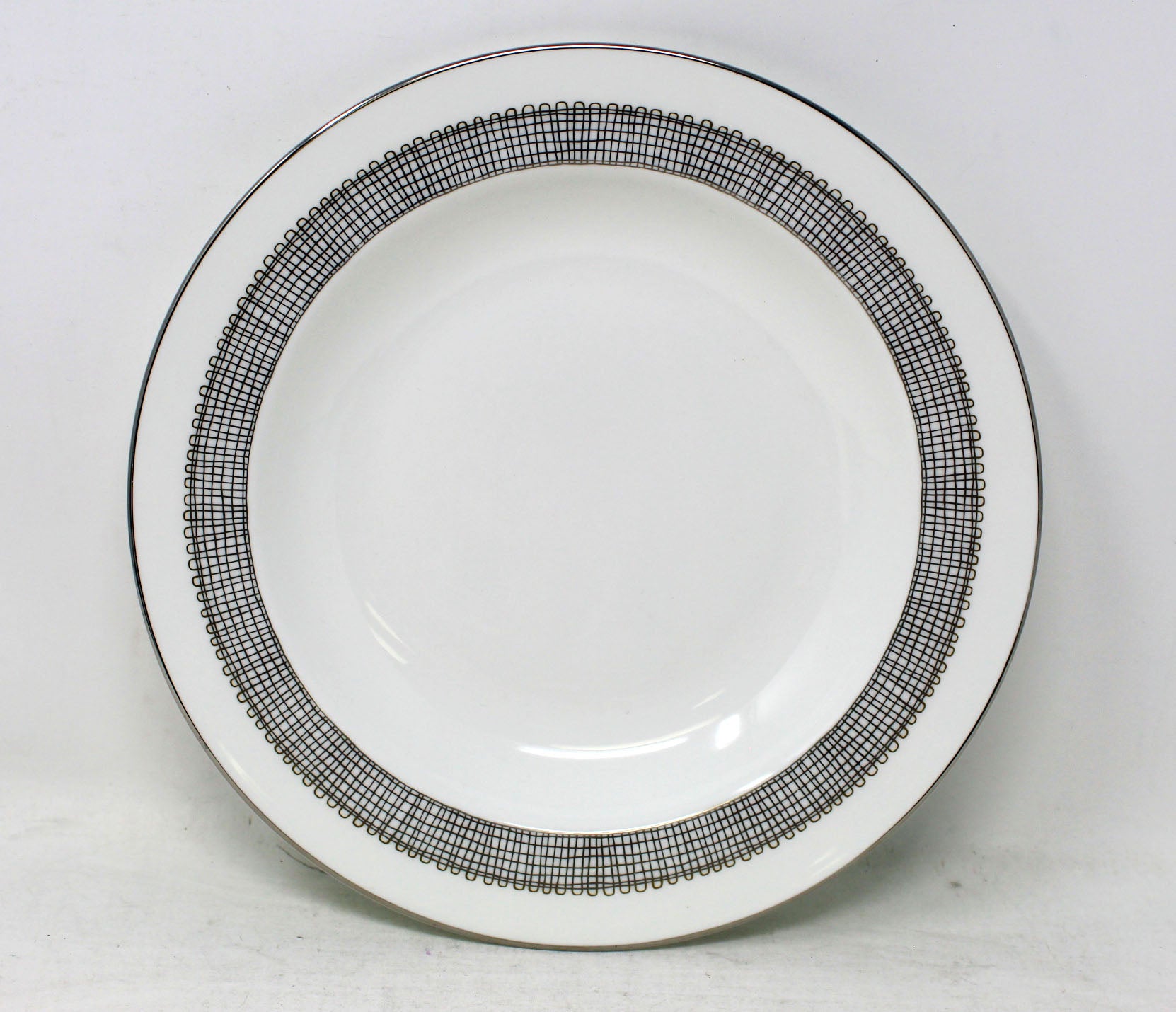 Wedgwood Vera Wang Gold Gilded Weave Platinum Rim Bone China Soup Plate 1 Count